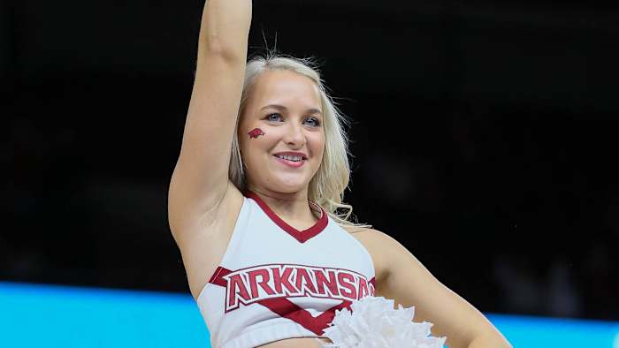 Cheerleader-Gardner-Webb